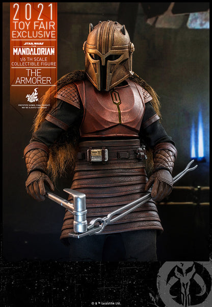 Hot Toys Star Wars - The Armorer - Mandalorian - 1:6 Scale Toy Fair Exclusive Set - TMS044 2