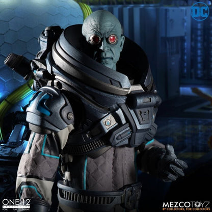 Mr. Freeze - Deluxe Edition - ONE:12 COLLECTIVE - Mezco - Action Figure