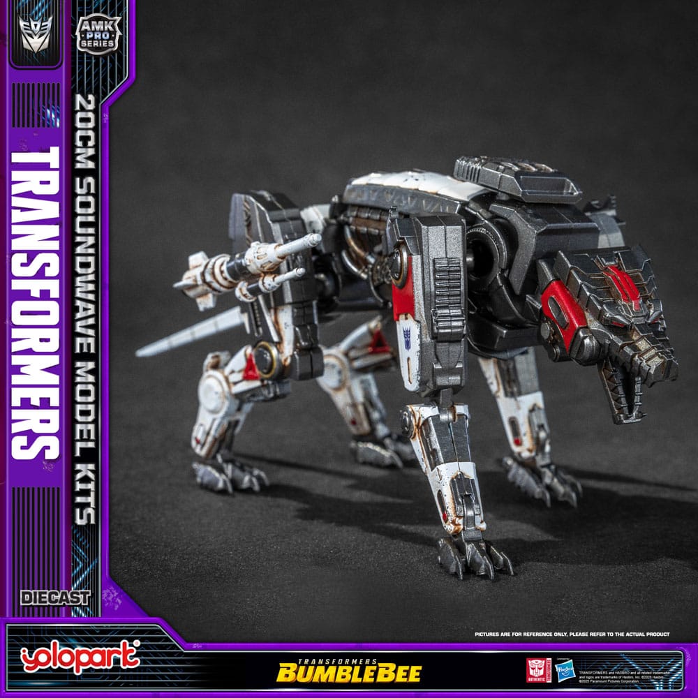 Transformers: Soundwave AMK Pro Series Plastic Diecast Model Kit - Bumblebee - Hasbro - Yolopar